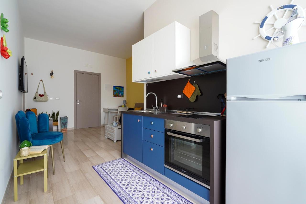 Mediterranea Apartment- Central Station - Free Wifi&Netflix Bari Exterior foto