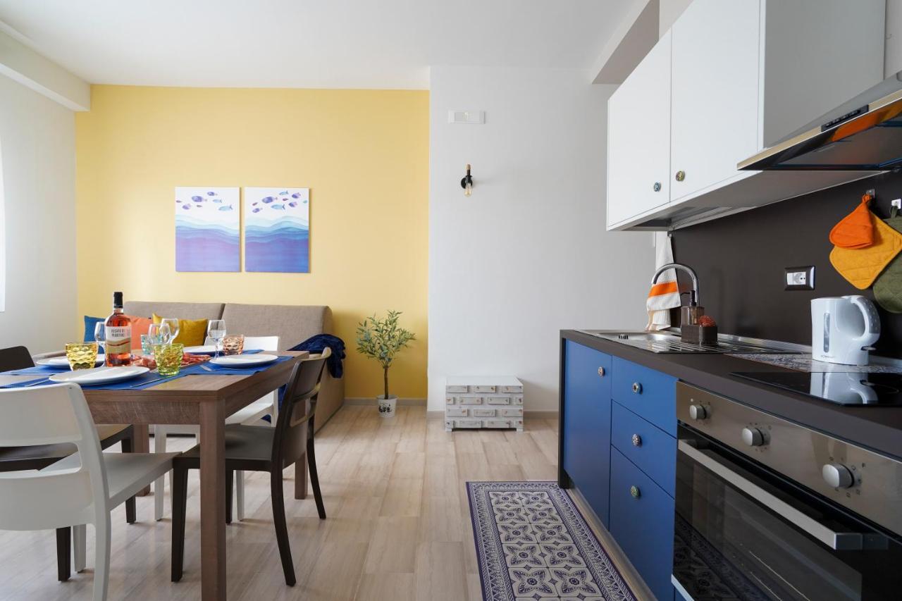 Mediterranea Apartment- Central Station - Free Wifi&Netflix Bari Exterior foto