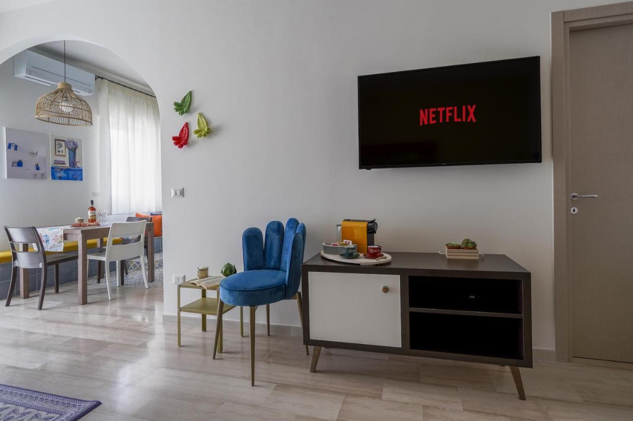 Mediterranea Apartment- Central Station - Free Wifi&Netflix Bari Exterior foto