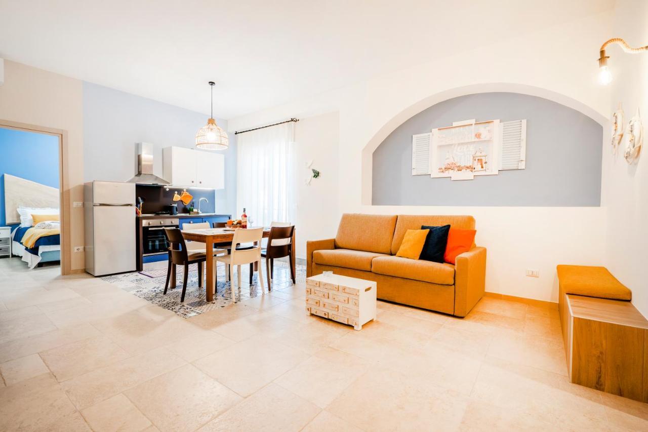 Mediterranea Apartment- Central Station - Free Wifi&Netflix Bari Exterior foto